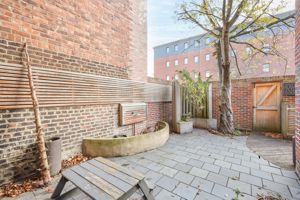 Photo 12- click for photo gallery